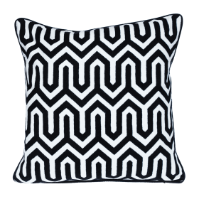 Parkland Collection Transitional Geometric Black 20" x 20" Pillow (Color: Black7, size: 20" x 20")